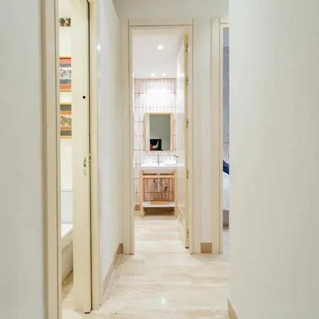 Appartamento New With Height- 2Bd 1Bth- Pajaritos Siviglia Esterno foto