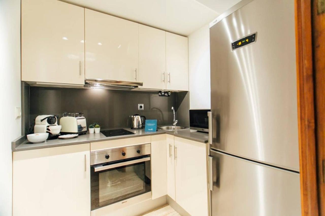 New With Height- 2bd 1bth- Pajaritos * Sewilla