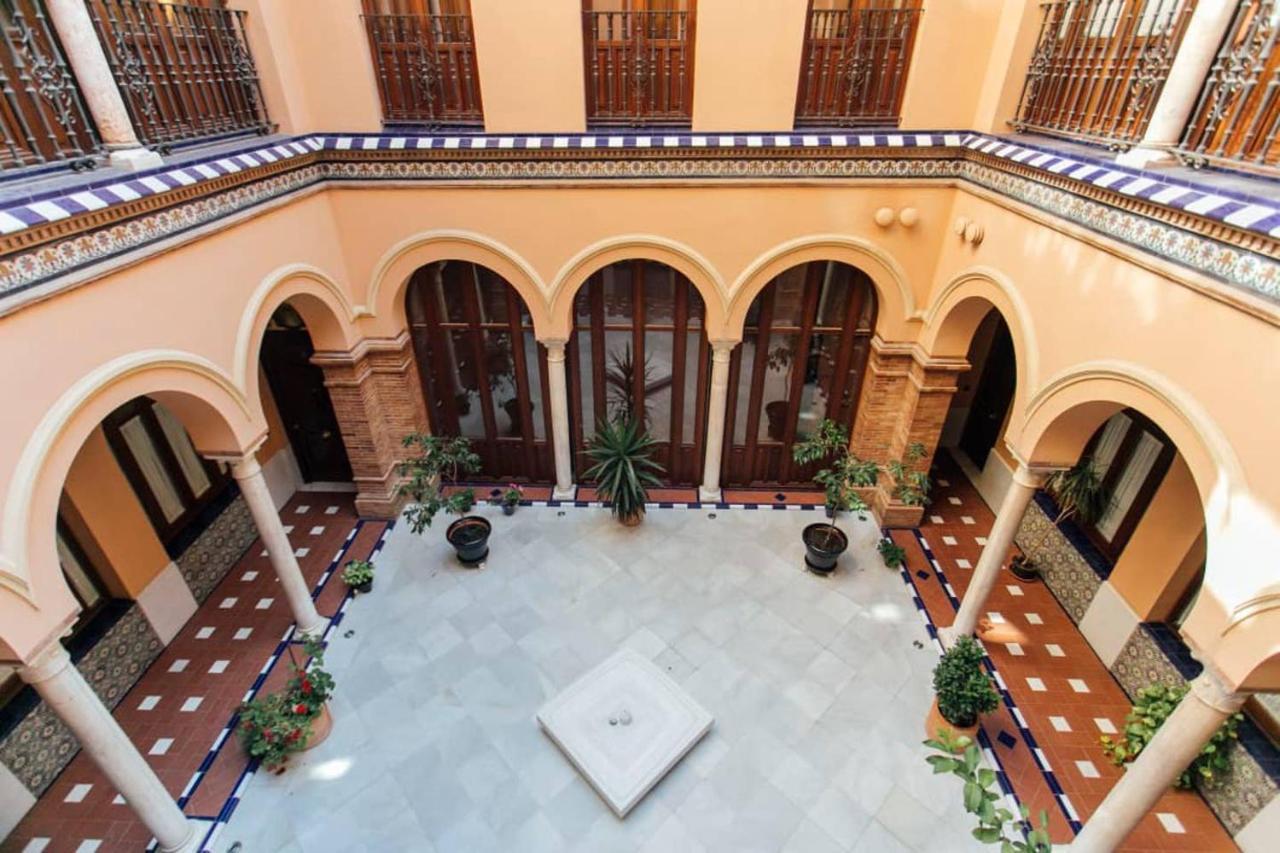 New With Height- 2bd 1bth- Pajaritos Apartament Sewilla
