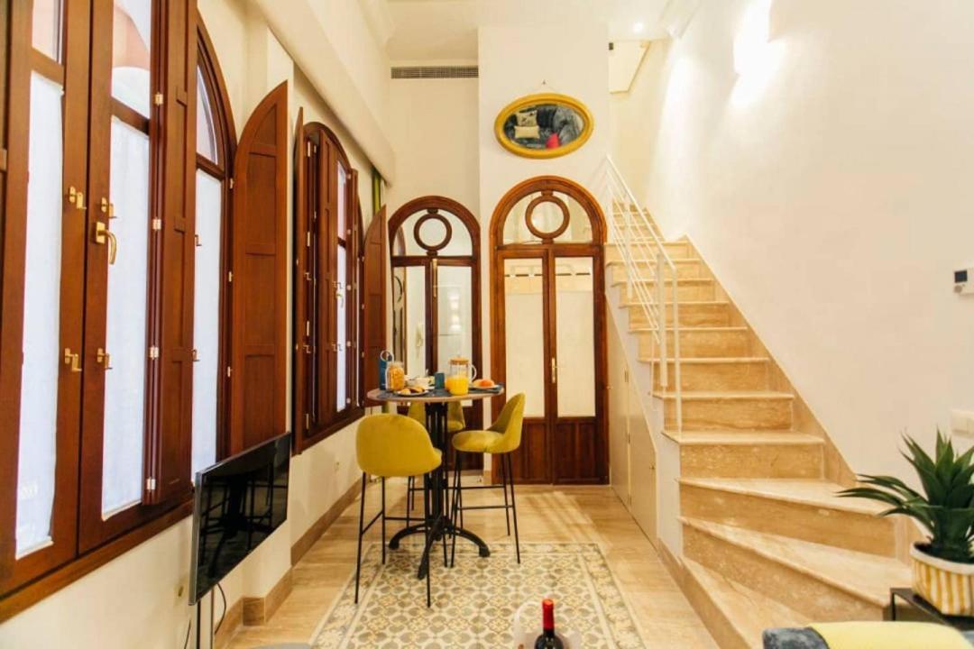 New With Height- 2bd 1bth- Pajaritos * Sewilla